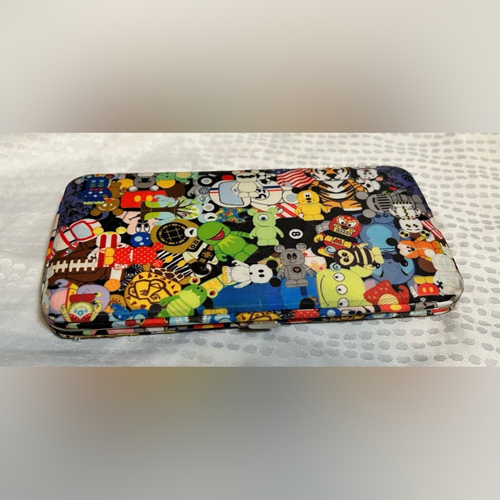Disney Parks Wallet Vinylmation Astronaut  Hinge Wallet Tsum Tsum